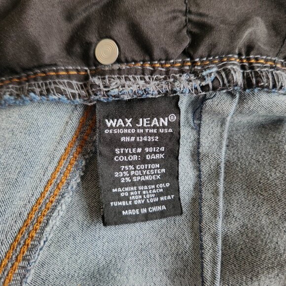 Butt, I Love You Wax Jean Size M Dark Denim Rolled Cuff Mid-Rise Shorts STRETCH - Picture 10 of 10